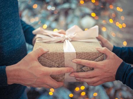 Tipps für Weihnachtsgeschenke aus der Welt der Bäder und Küchen